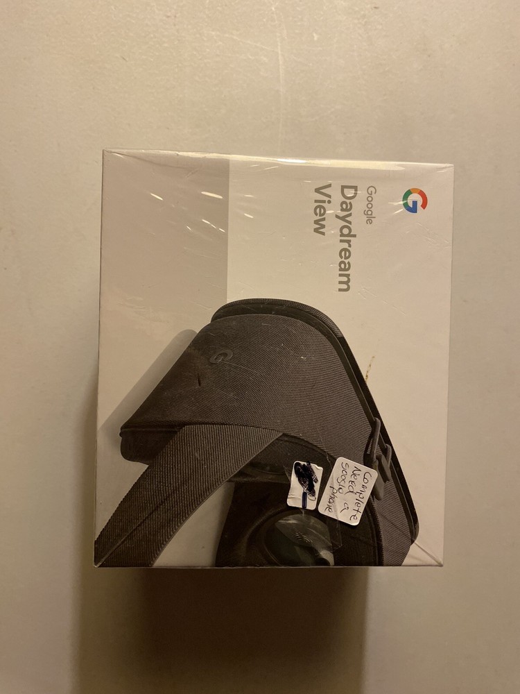 Google Daydream View (2017) VR Virtual Reality Charcoal Headset CIB Remote Box