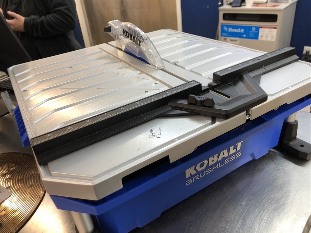 24v kobalt tile saw