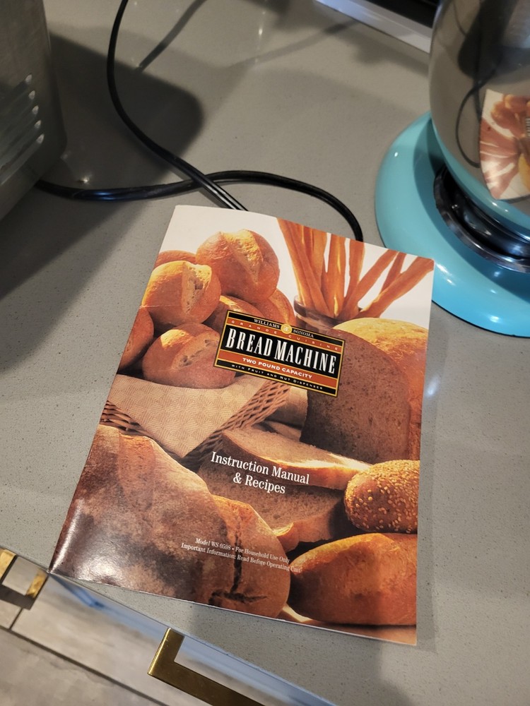 Williams-Sonoma Automatic Bread Maker~WS0401~For Charity