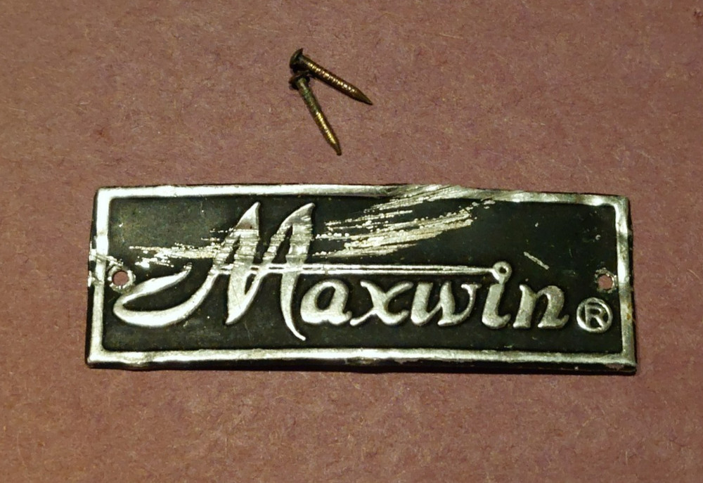 Vintage Maxwin MIJ Drum Badge (570)