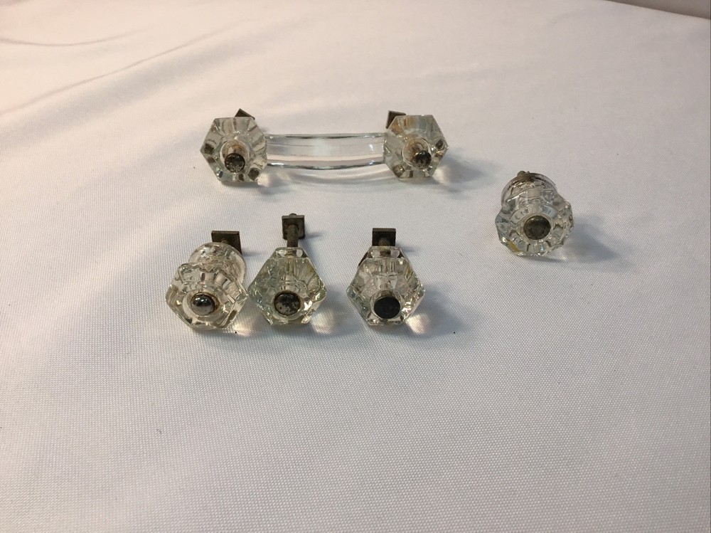 Lot Of 5 Different Vintage Glass Knobs/handle. Three Smallest Match.