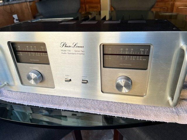 Phase Linear 700 Series 2