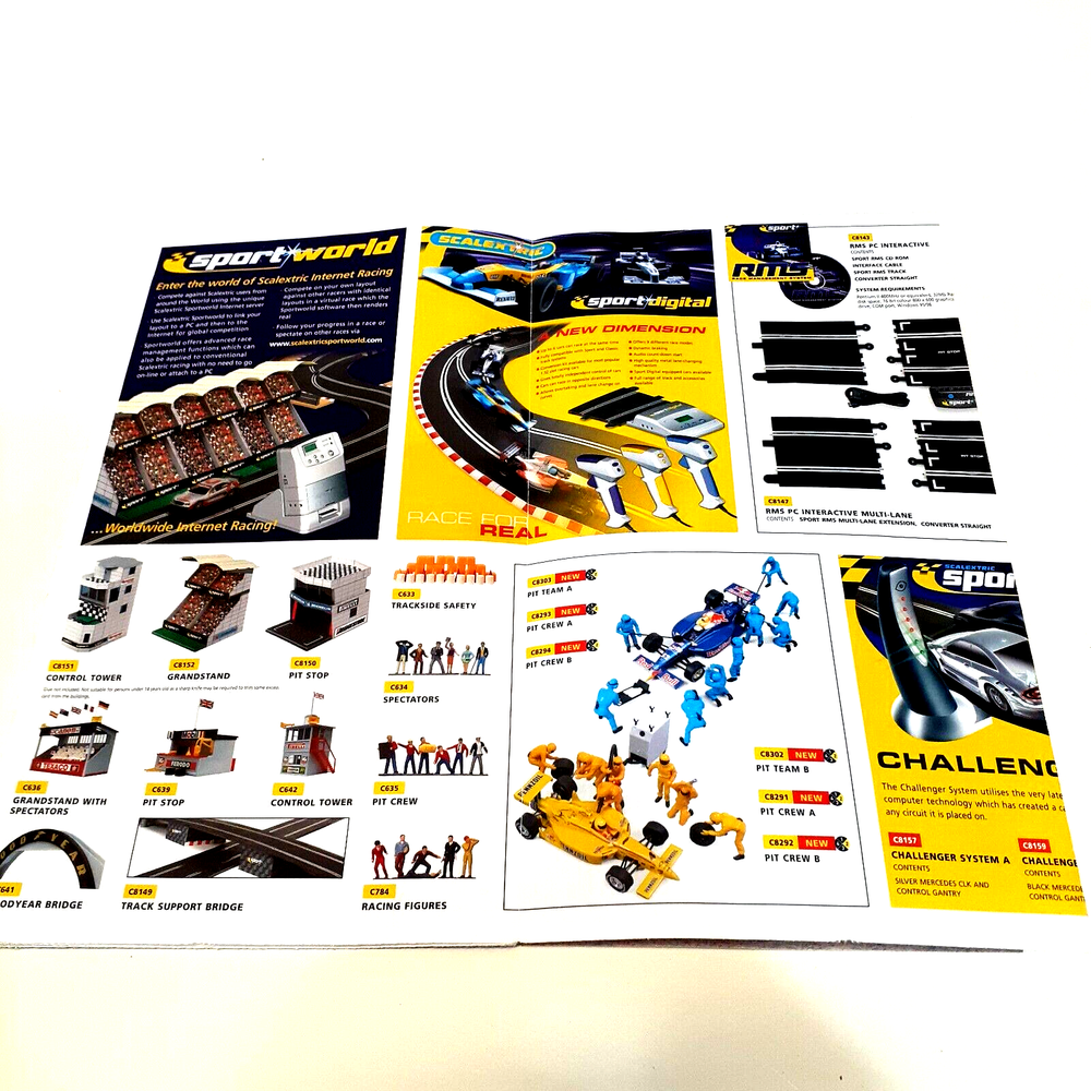 Scalextric 1:32 Scale Issue 9 Race For Real