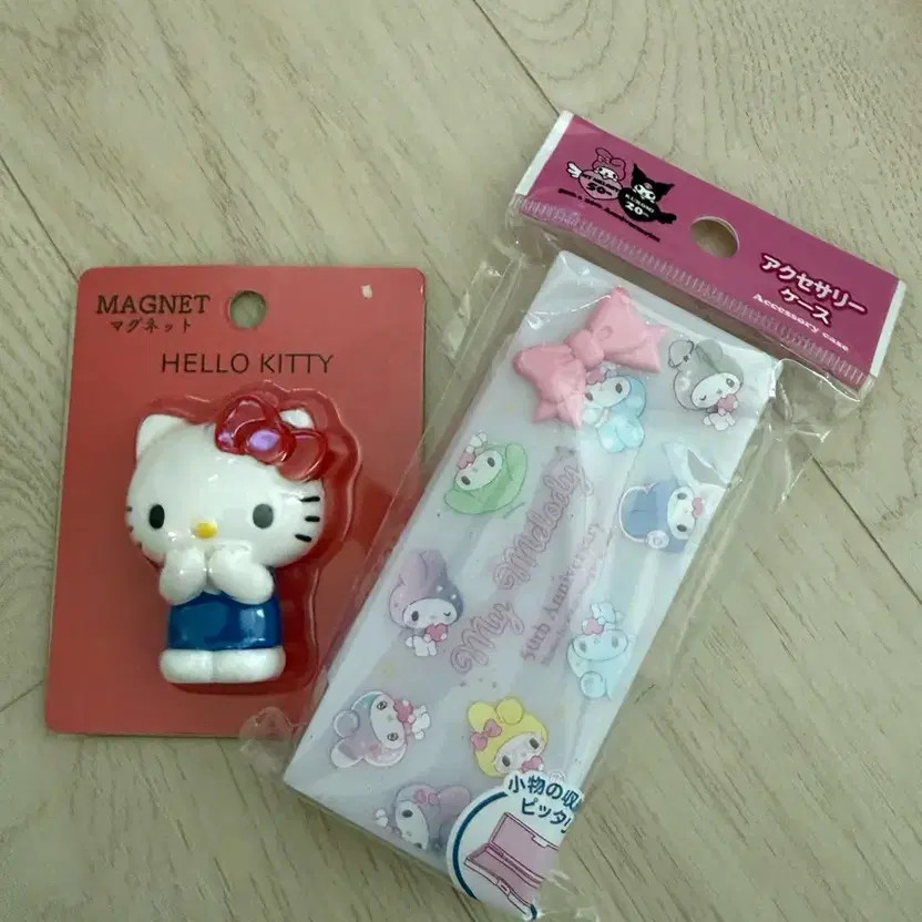 Hello Kitty Magnet & Accessories Case Set, Japan Authentic