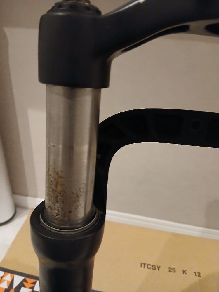 20x4,0 inch bicycle fork