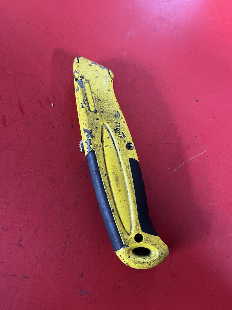 Cornwell Tools utility knife, razor blade