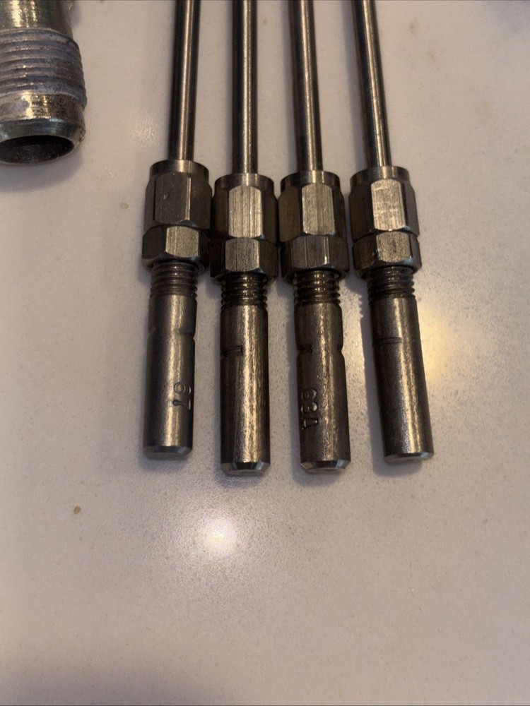 Binks 66SD, 67PD, 63B And 4 Needles Bundle