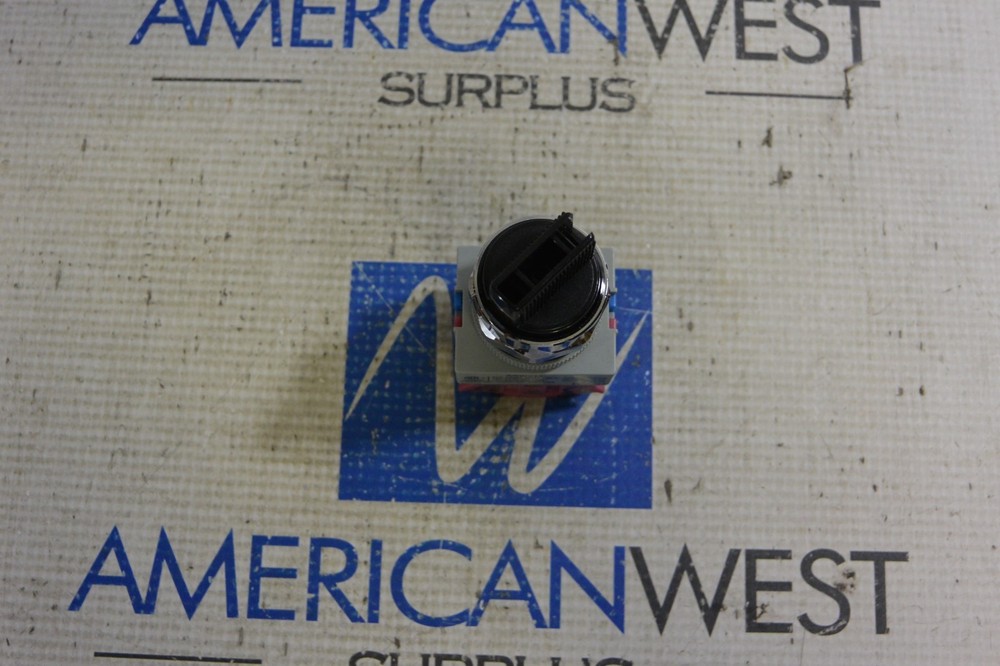 IDEC ASW211 SELECTOR SWITCH NEW IN BOX