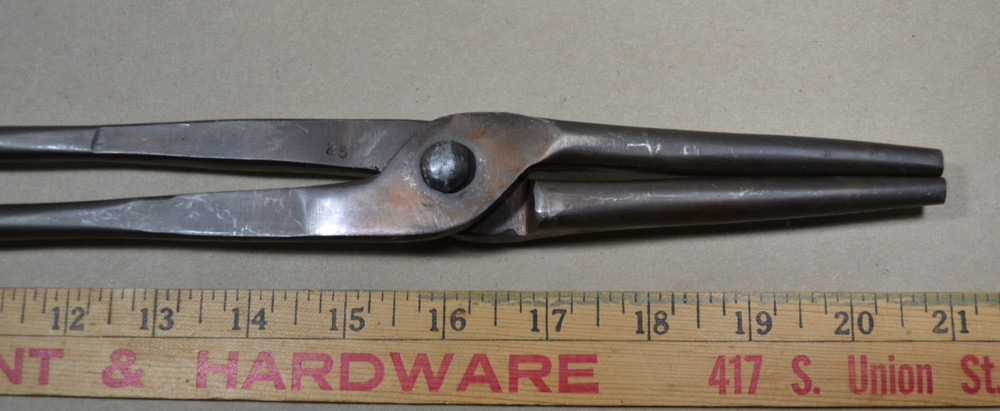 CENTUAR FORGE - 4# SCROLLING TONGS - - 21" LONG