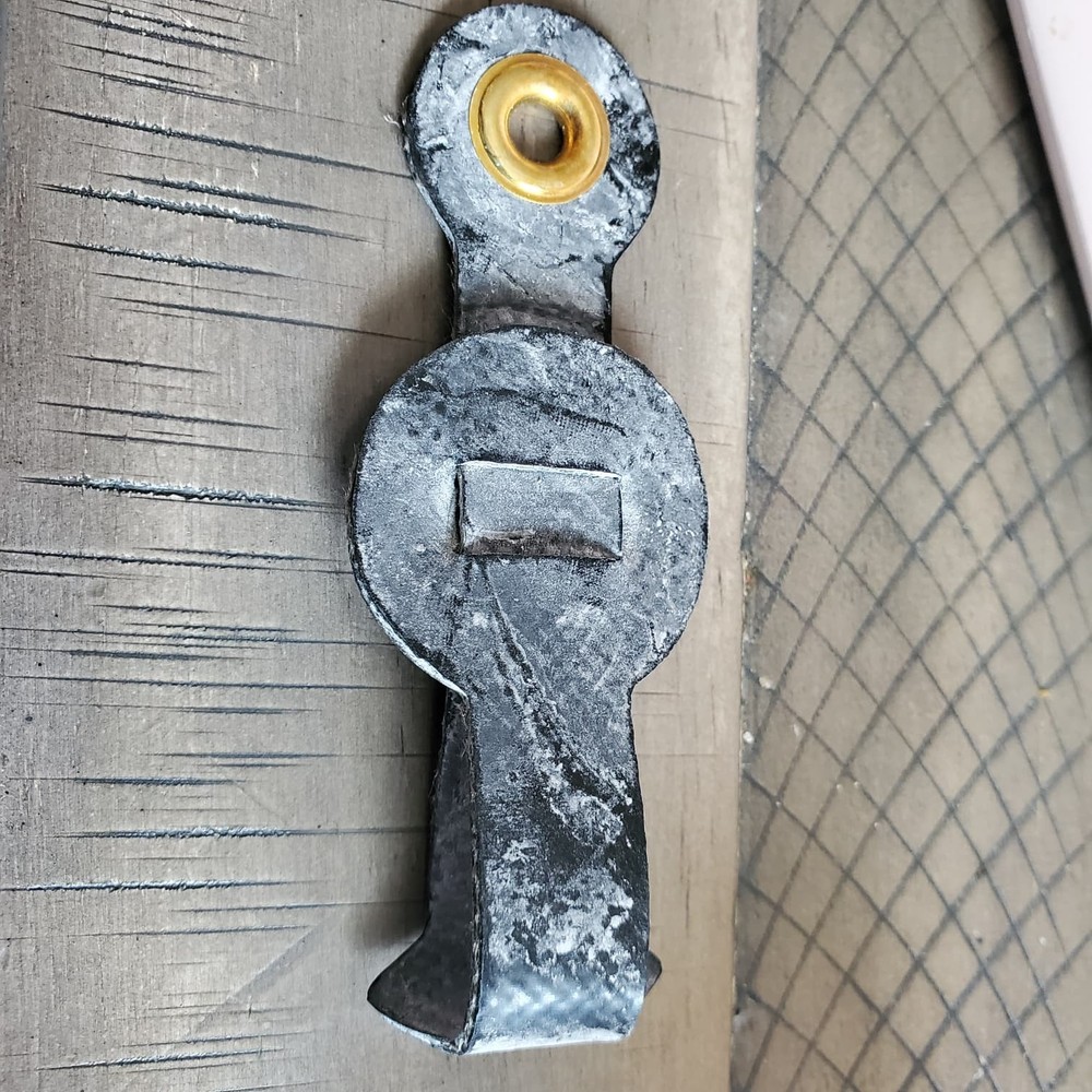 dozen Rooster  Long Neoprene Hitches Secure Durable