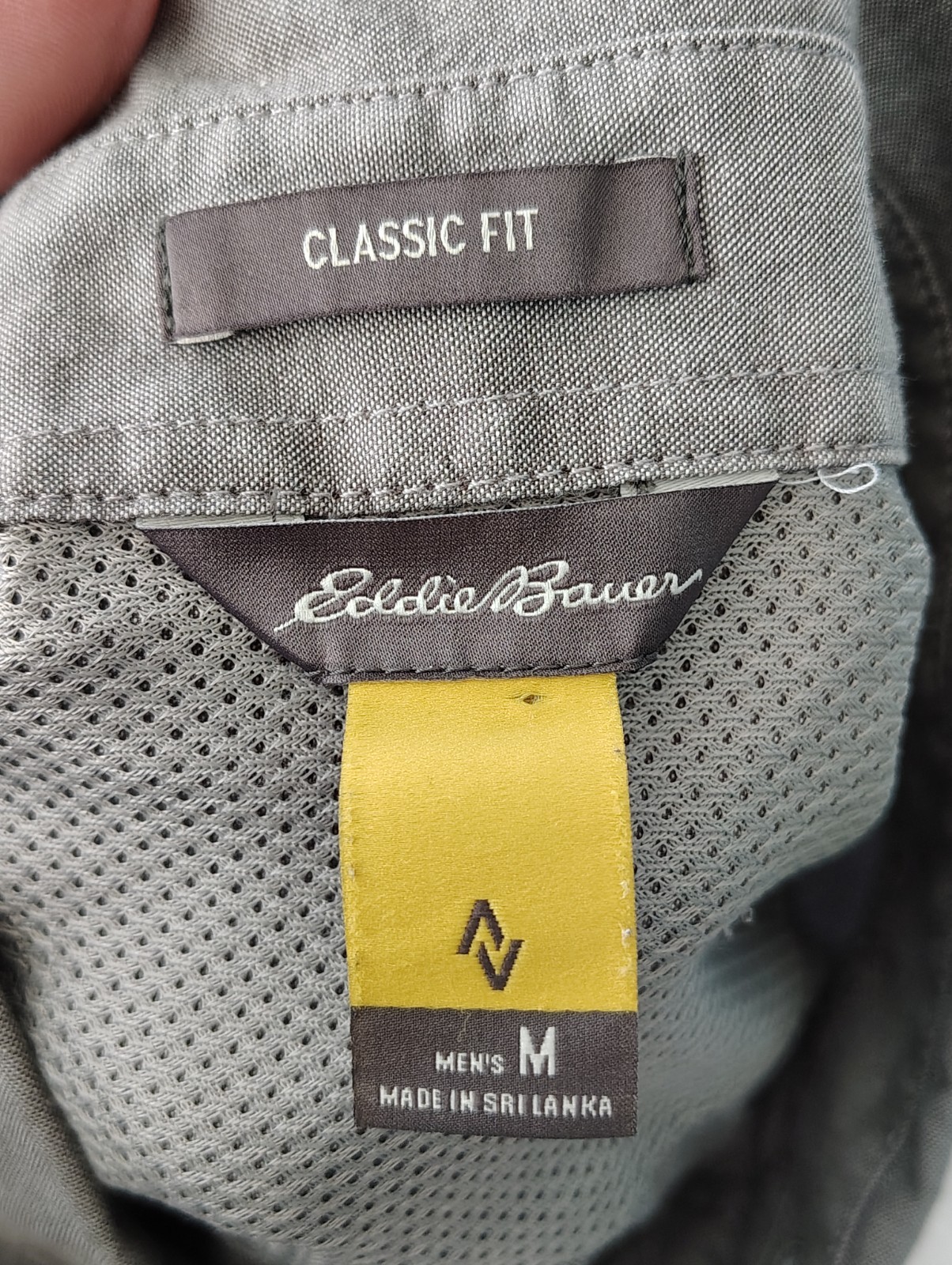 Eddie Bauer Men's Gray Chambray Button Front Shirt Medium