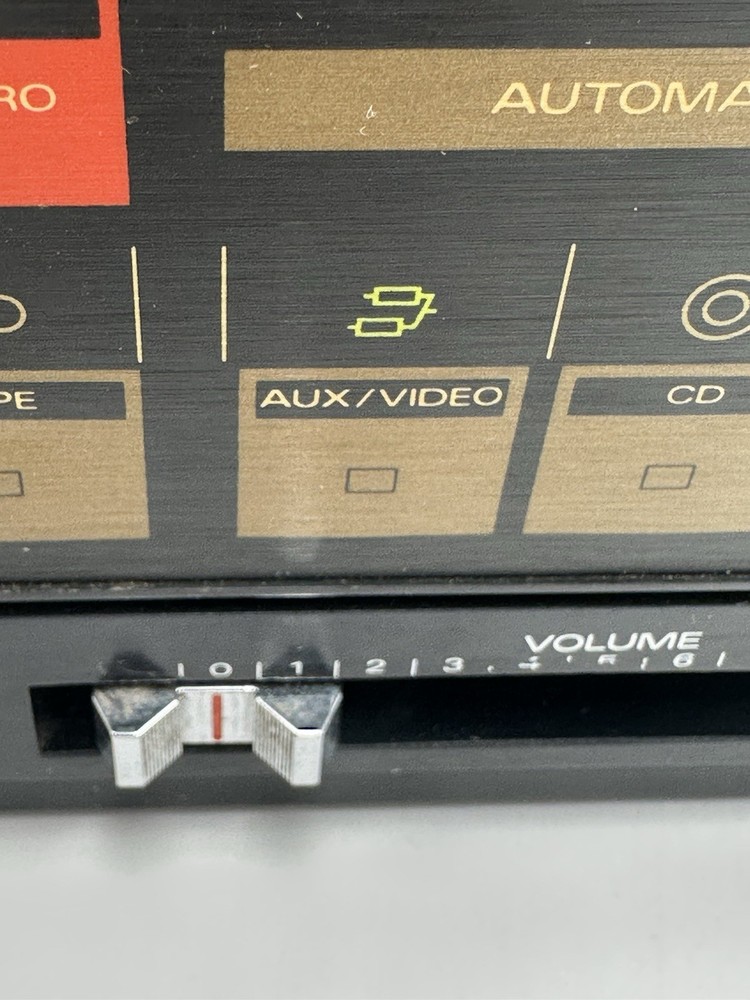 Fisher CA-275 Studio-Standard Integrated Amplifier