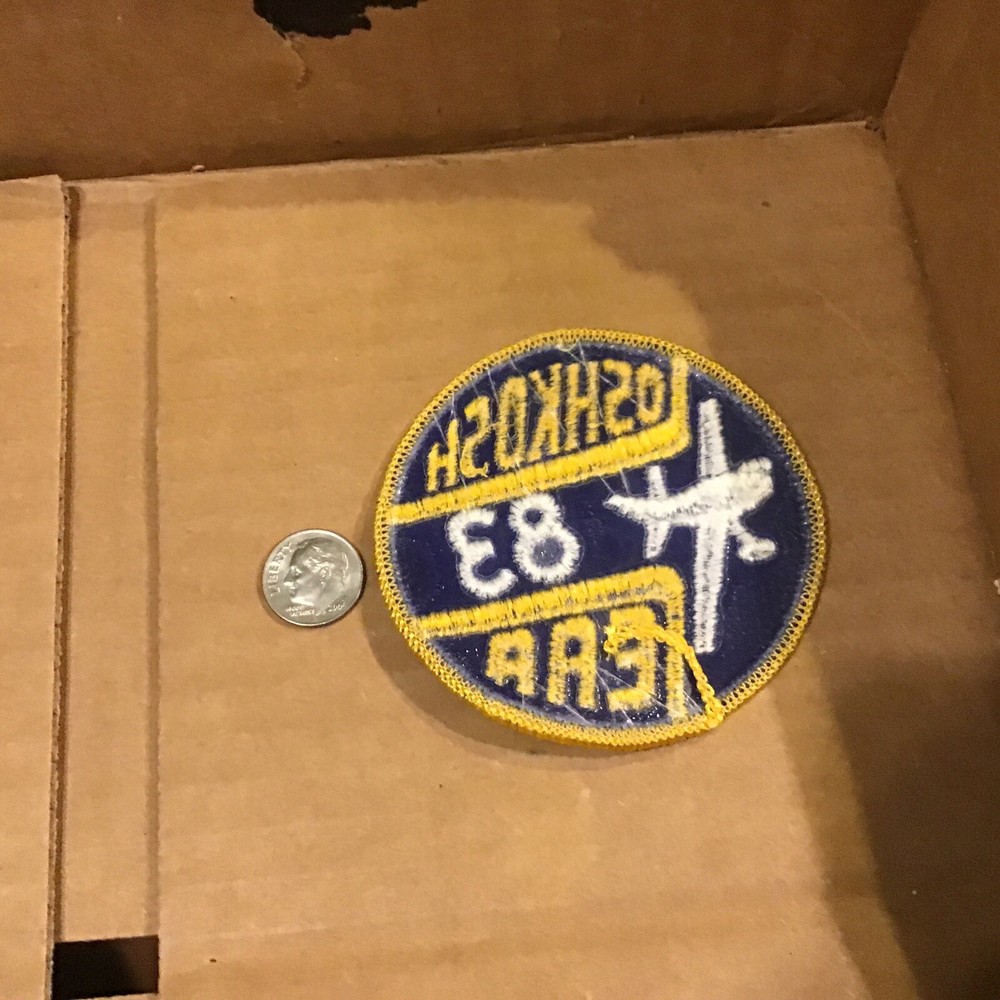 Airplane OSHKOSH 81 EAA EXPERIMENTAL AIRCRAFT ASSOCIATION Patch 1983