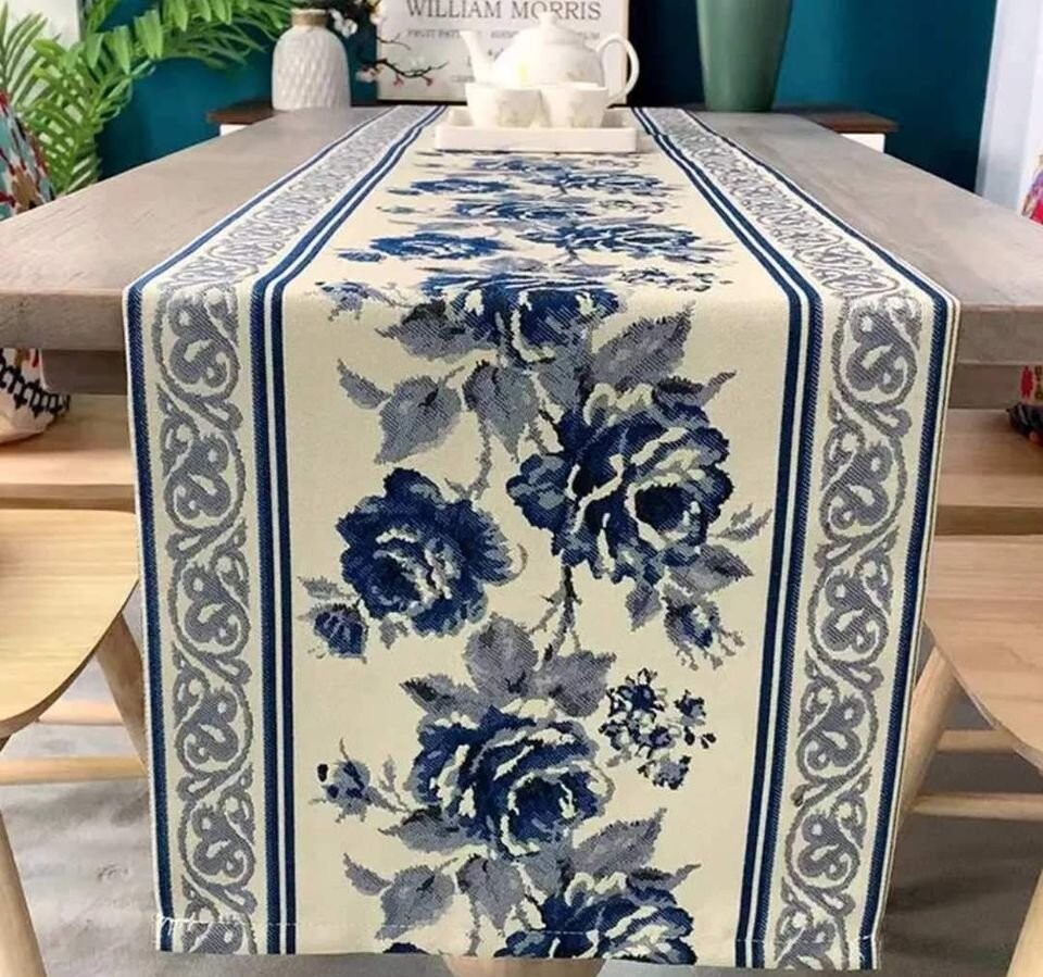 Blue & off white table runner Roses various sizes Spode Willow Johnson