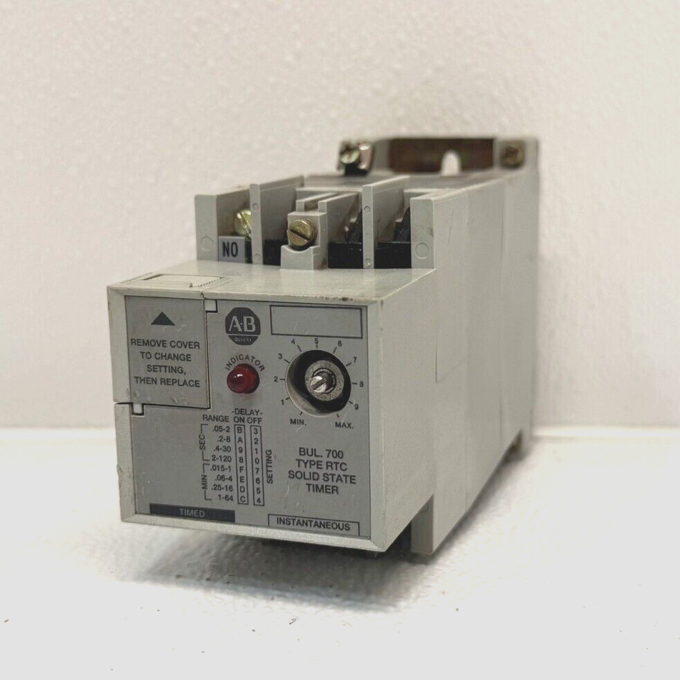 Allen Bradley 700-RTC00100U24 Ser. A Solid State Adjustable Timing Relay