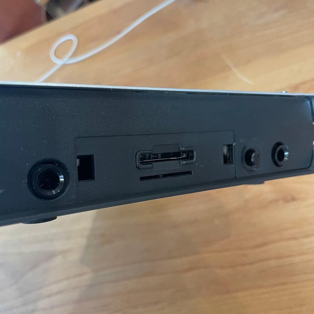 Roland SP-404SX Portable Linear Wave Sampler jp