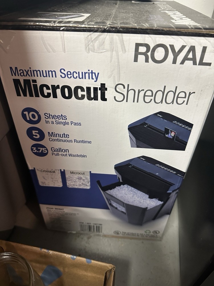 Royal Microcut Paper Shredder 10 Sheet
