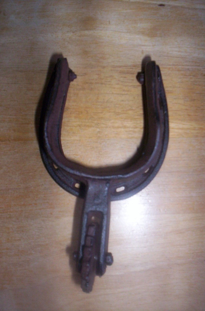 Cast Iron Spur & Horseshoe Door Knocker