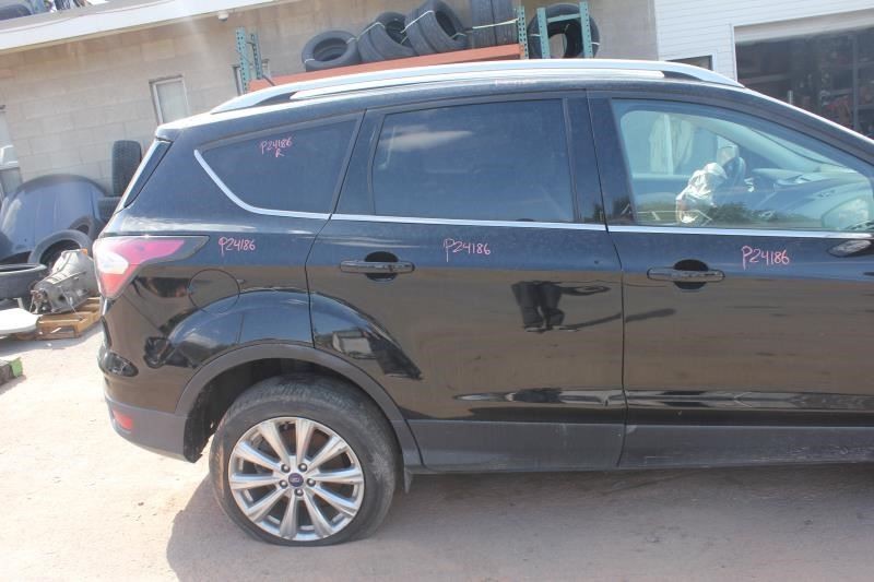 ESCAPE 2017 Camera/Projector 606935