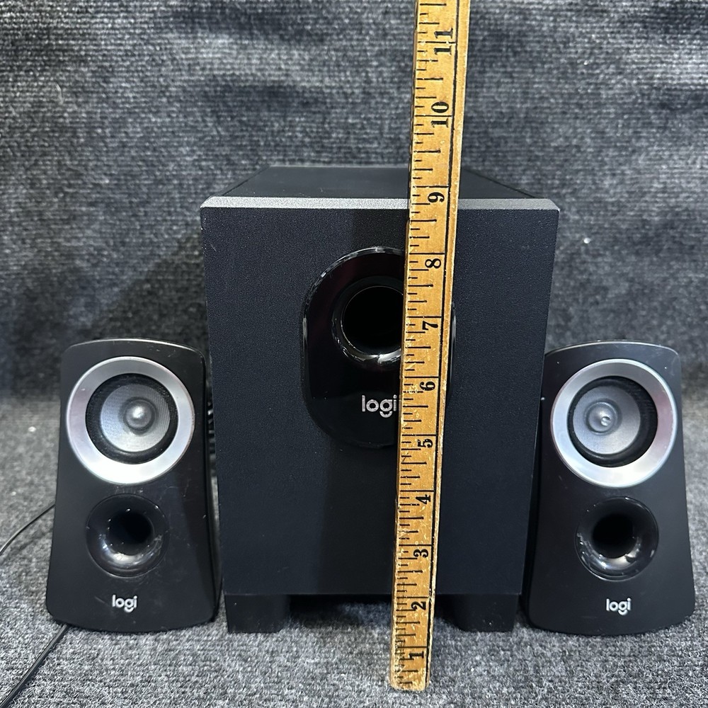 Logitech Z313 25W Wired Computer 2.1 Multimedia Subwoofer Speaker System S-00093