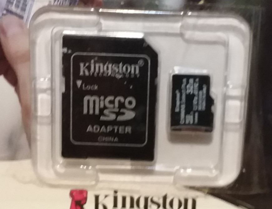 Kingston 32GB Micro SDCS2 Card Flash Memory with SD Adapter - NEW