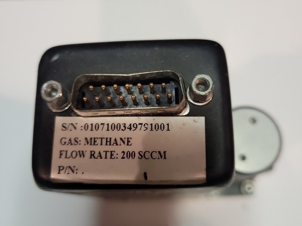 BROOKS 5850S/BC1BA1FC2AA1B1 Methane 200 SCCM Smart Mass Flow Controller