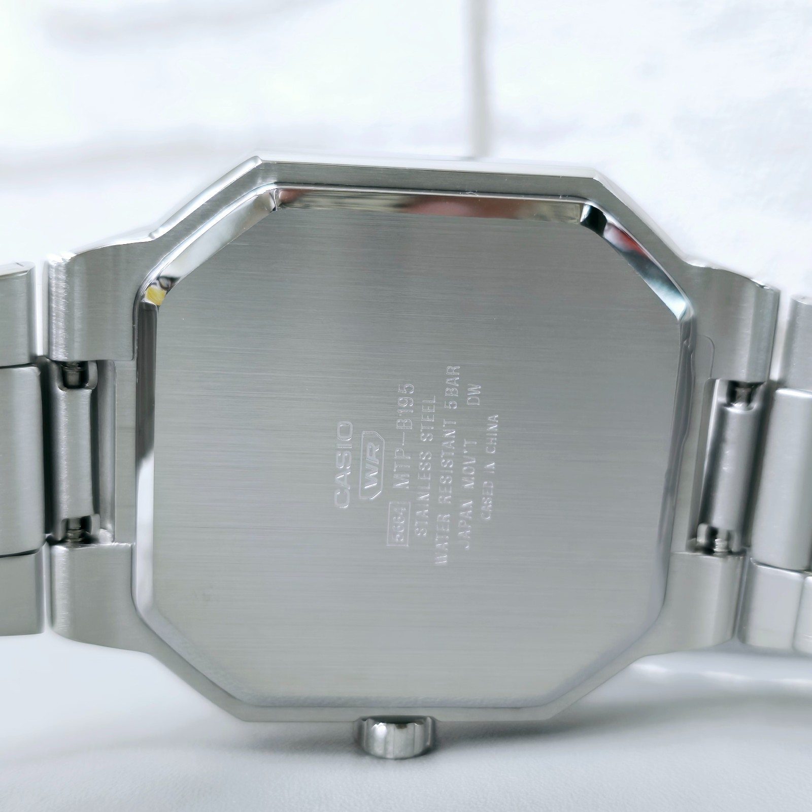 CASIO MTP‑B195 Series MTP-B195D-3A Green Dial Analog 38 mm Men’s Watch