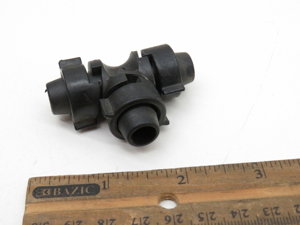 Misti Maid 7000854 Drip Mist Irrigation Tee Fitting