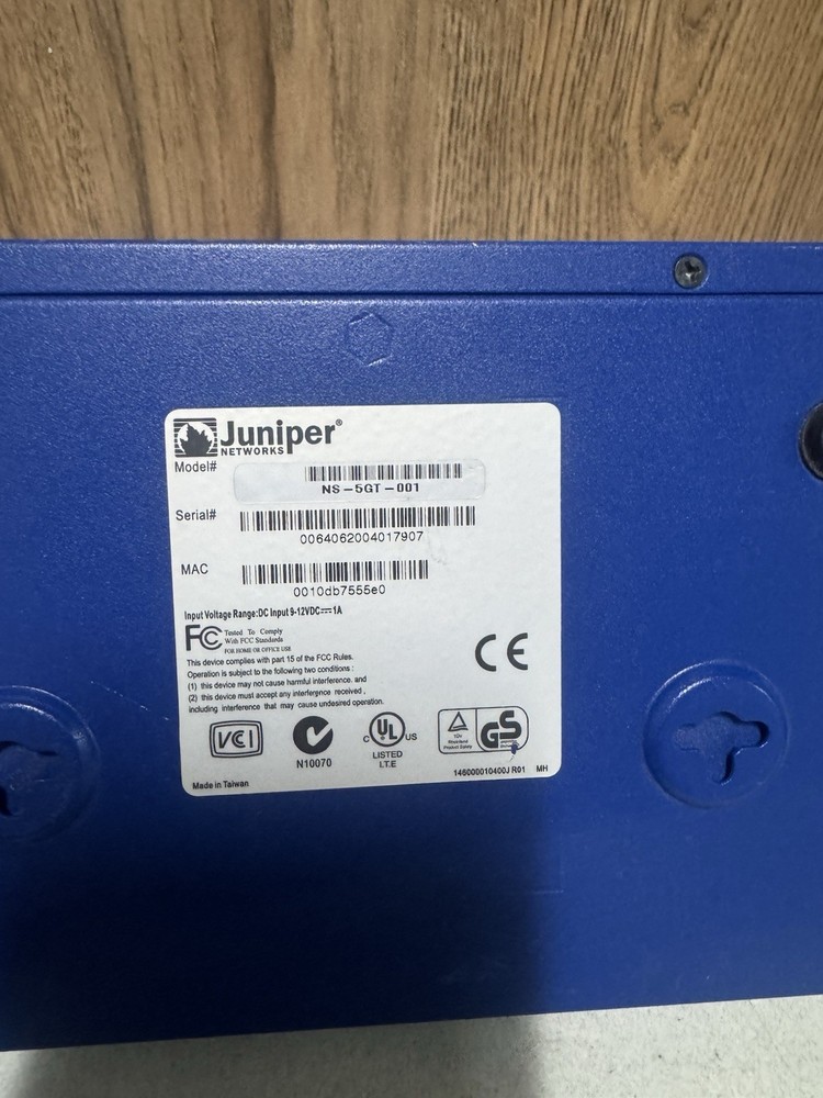 Juniper NetScreen NS-5GT Firewall VPN Security Appliance 5-Port Untested