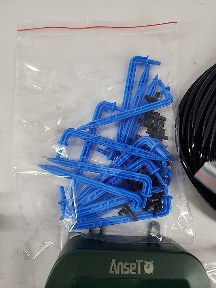 NEW - Anset solar automatic watering system - drip - 15 m hose