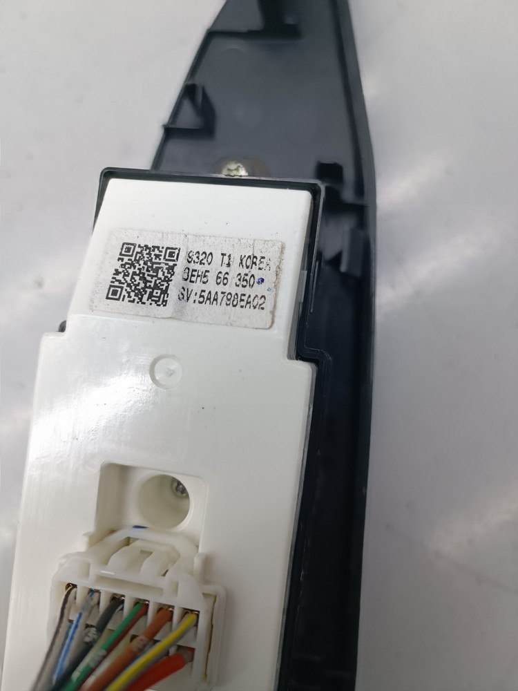 2013 MAZDA 3 VENTURE EDITION D Switch Electric Window Front RH