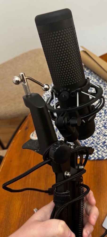 hyperx quad cast usb microphone with mic arm