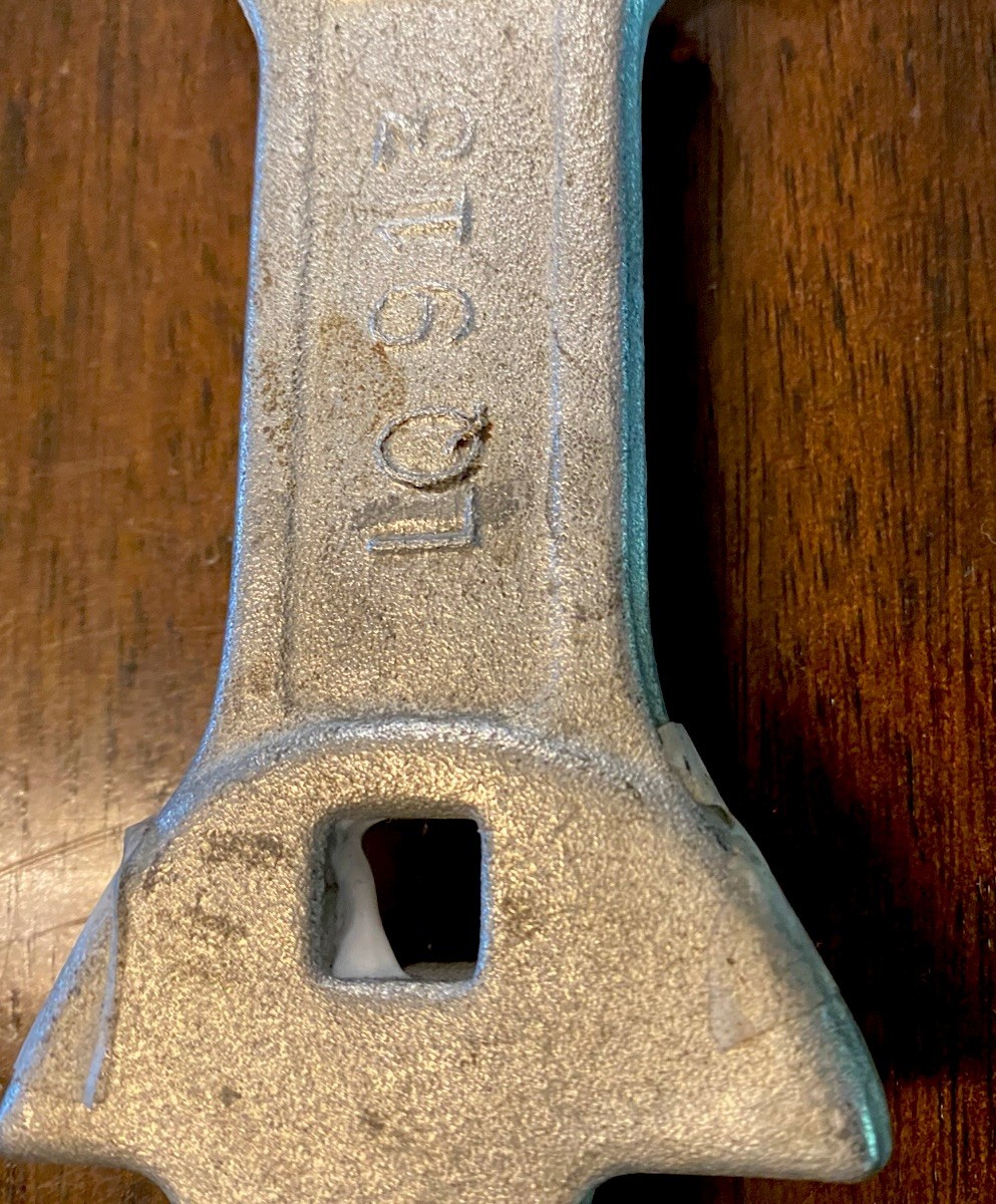 Vintage Liquid No.LQ-913 Multi Tool Gas Valve Welding Tank Wrench - 9” EUC