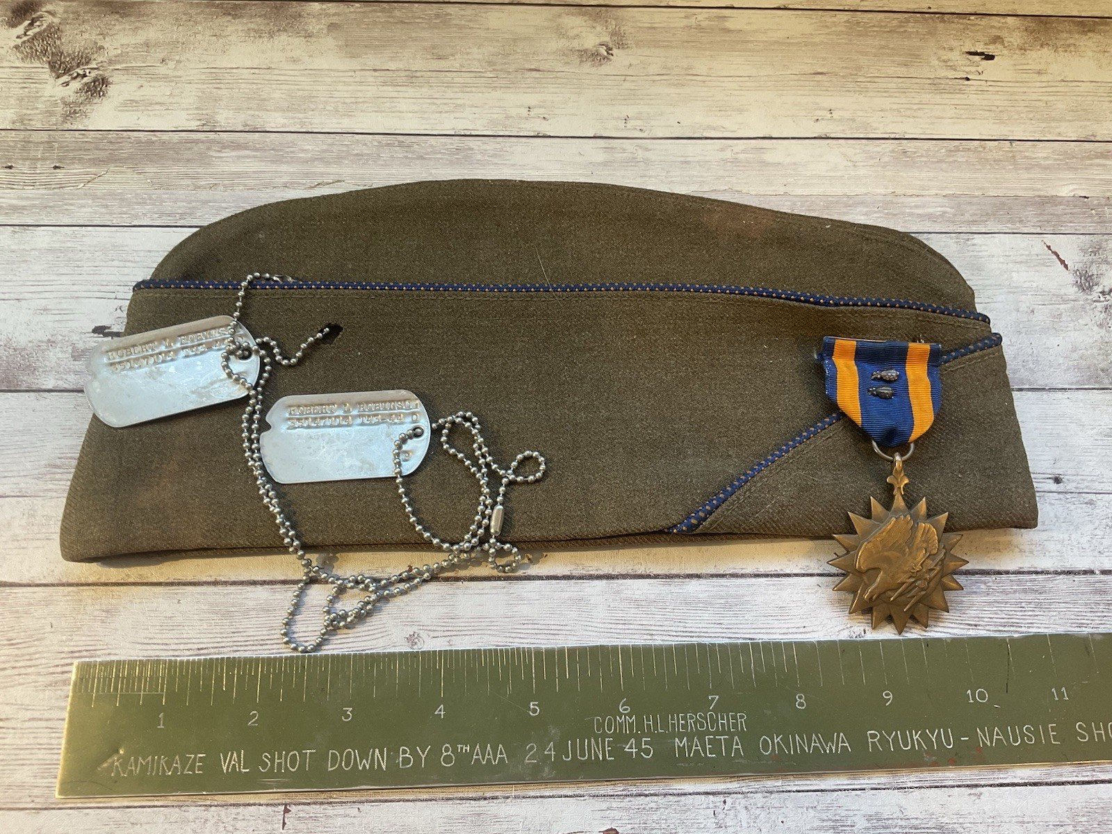 ORIGINAL WWII USAAF 8TH AIR FORCE AIRCREWMAN DOG TAGS AIR MEDAL ETC - WIA