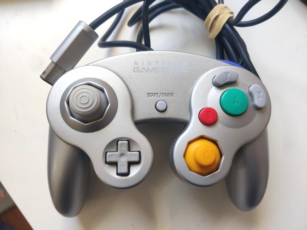 OEM Nintendo GameCube Controller Silver DOL-003 Authentic Tight Stick Test