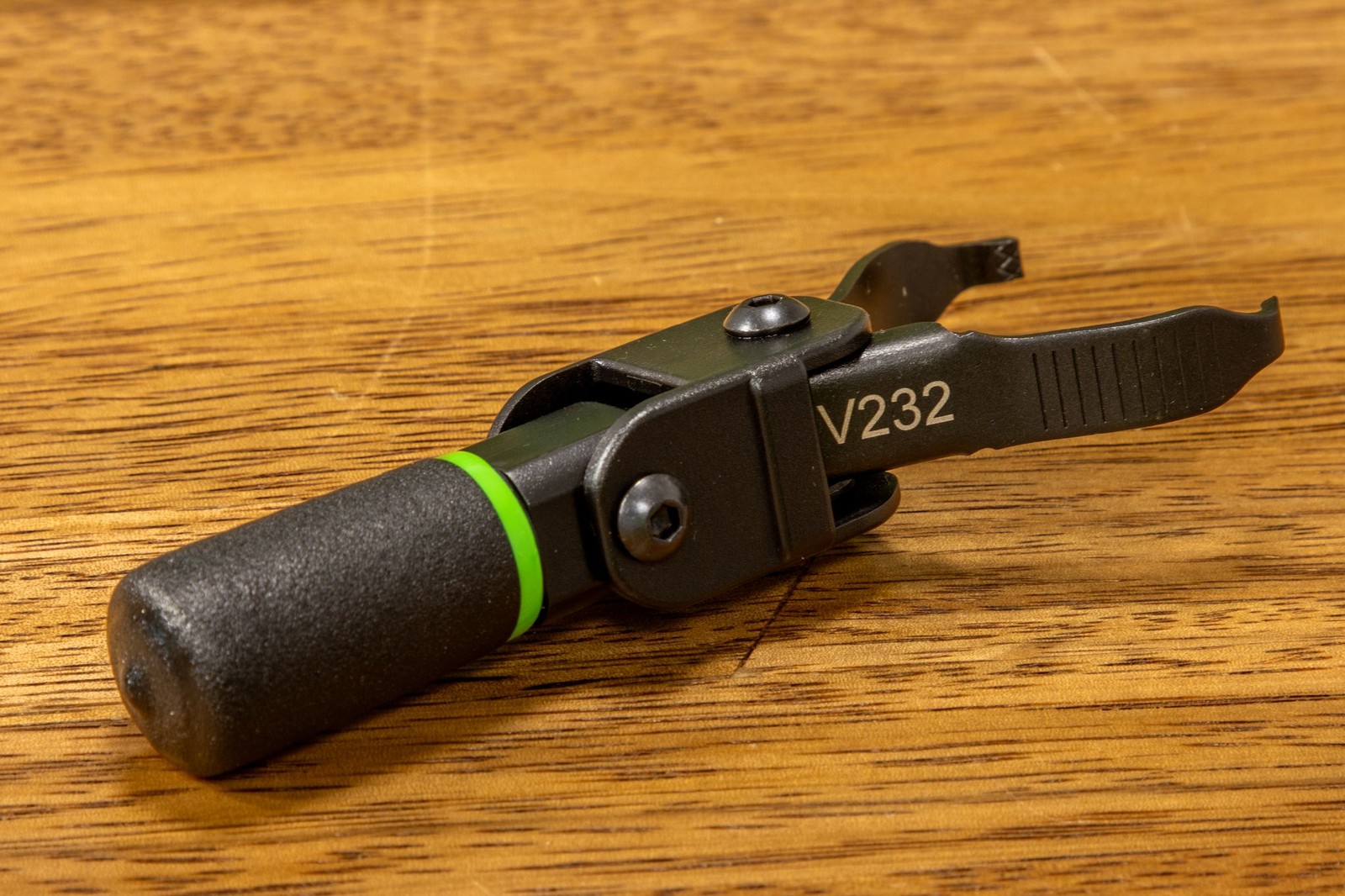 VIM Tools Body Clip Mini Pliers (V232)