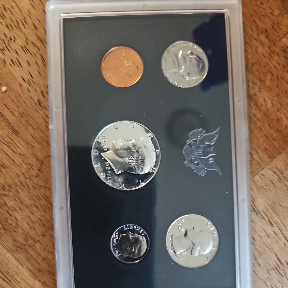1970 S Large Date Cent US Mint Proof Set 40% Silver Kennedy Half