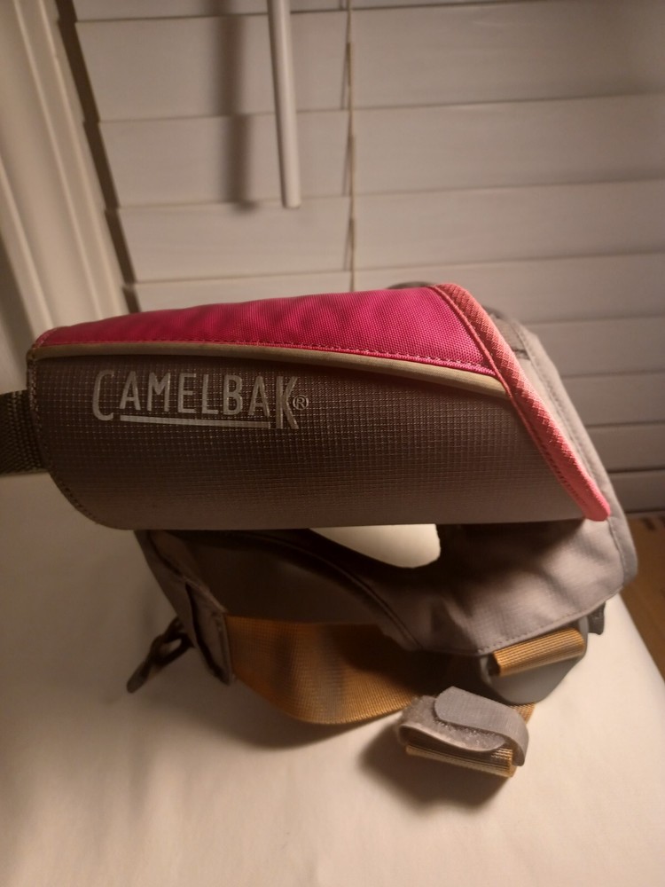 Stamani Camelback harness