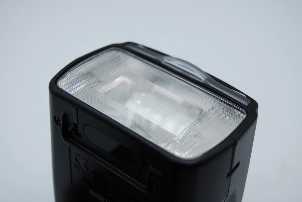 USED Nikon SB-910 Speedlight Flash