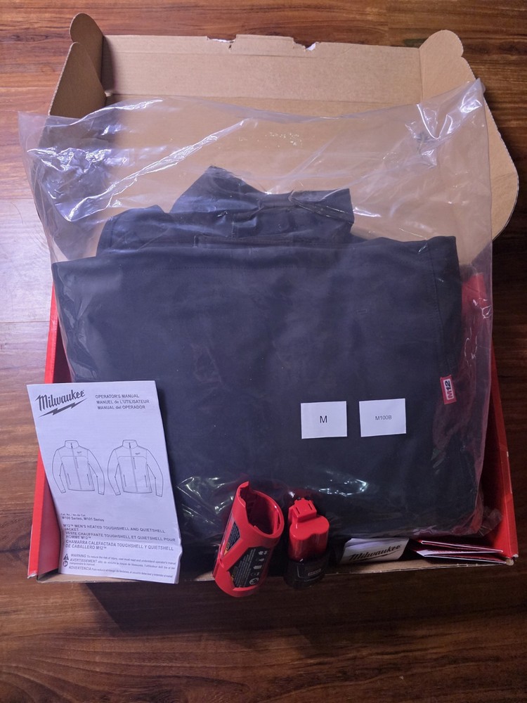 Milwaukee M102B-21M M12 12V Durable Heated AXIS Jacket