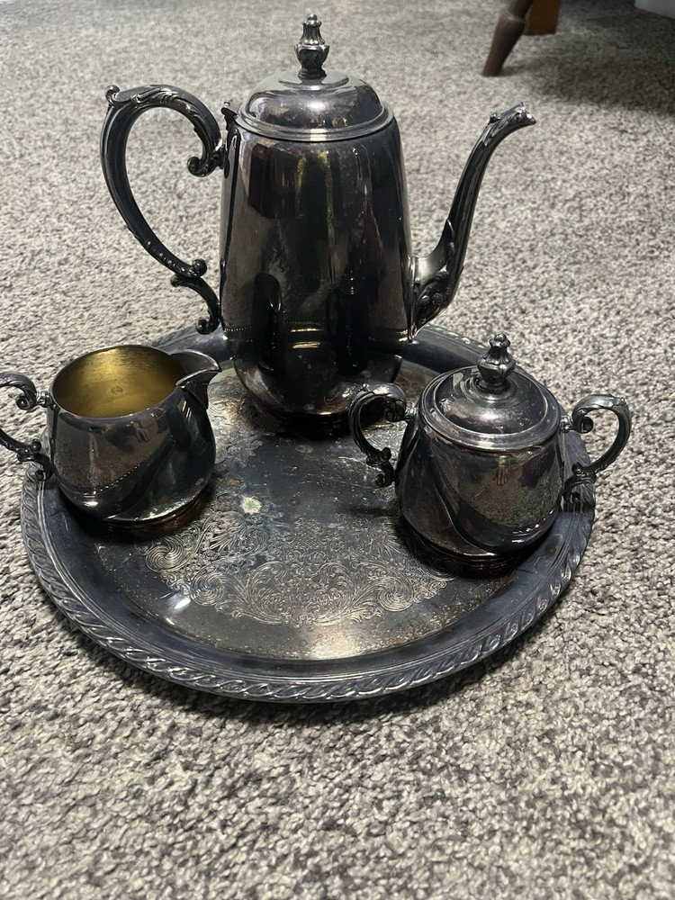 Vintage Wm Rogers Tray #471 And Tea Set