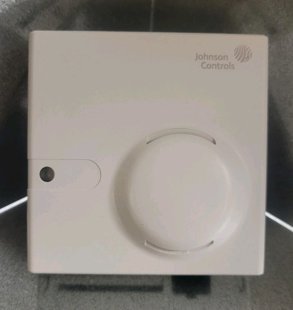Johnson Controls Wall Mount Humidity/Temperature Sensor *HE-68N3-0N00WS