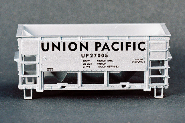 RCR - HO 22FT ORE CAR  -  UP 27005