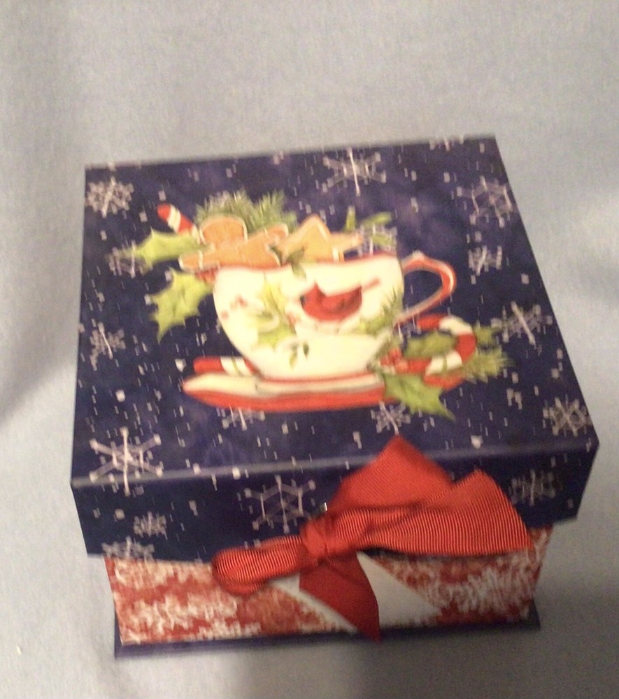 Susan Winget Christmas Storage Box Cardinal Cup With Gingerbread Design New