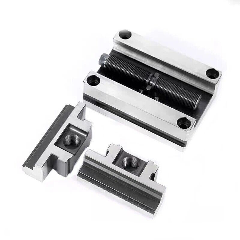 Precision 4-axis and 5-axis rotary table fixture self-centering CNC vise