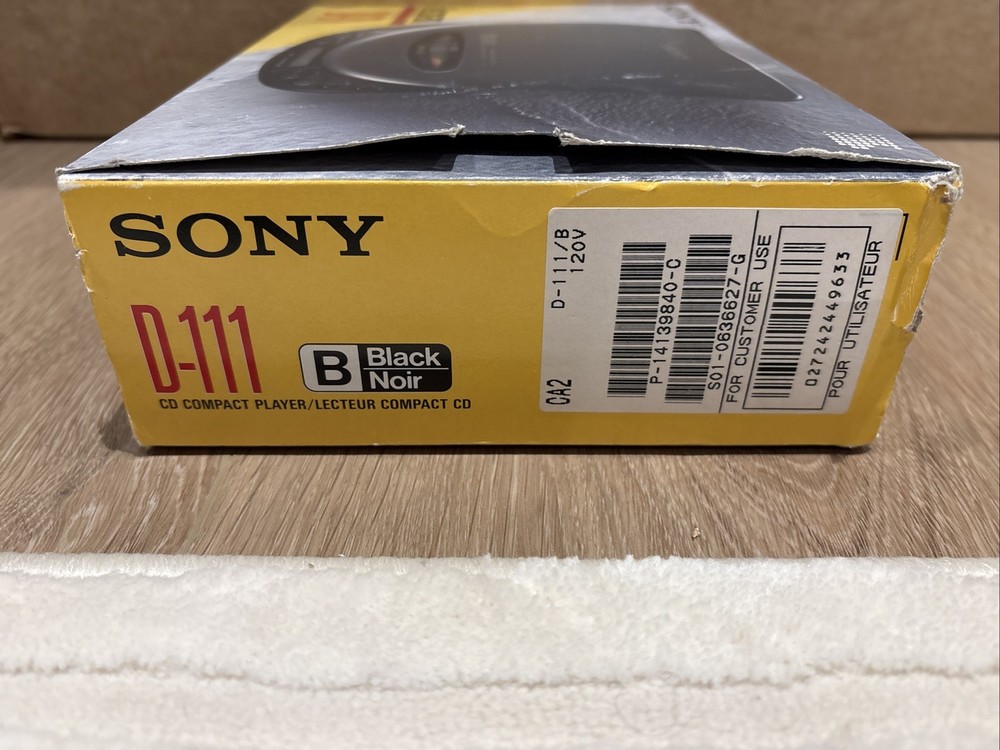 Sony Discman D-111 Discman CD Compact Disc Player 1992 CIB & Tested
