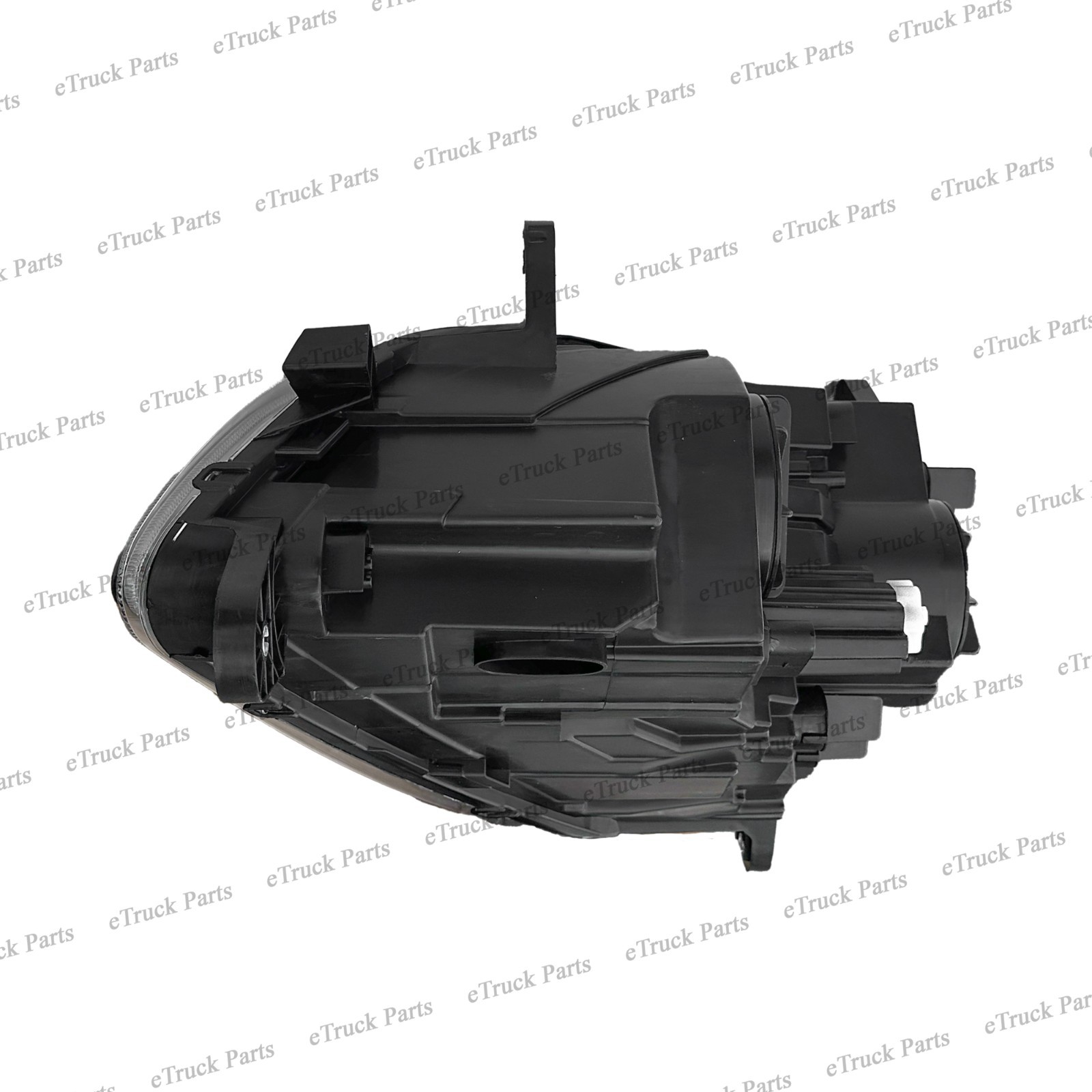 2015–2021 Peterbilt 579 Passenger Side Halogen Headlight Assembly P54-6163-100R