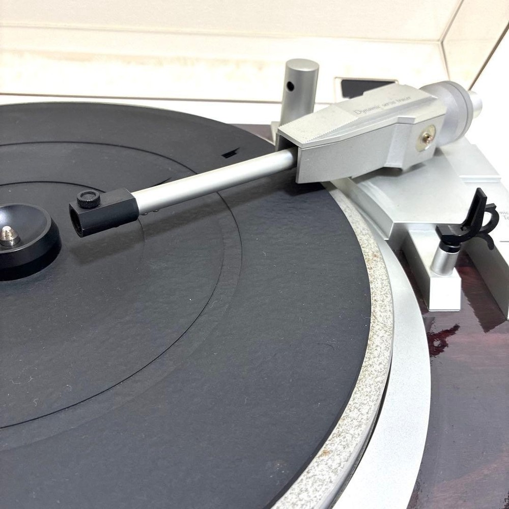 DENON DP-47F Fully Automatic Direct Drive Turntable Record Player Audio Used