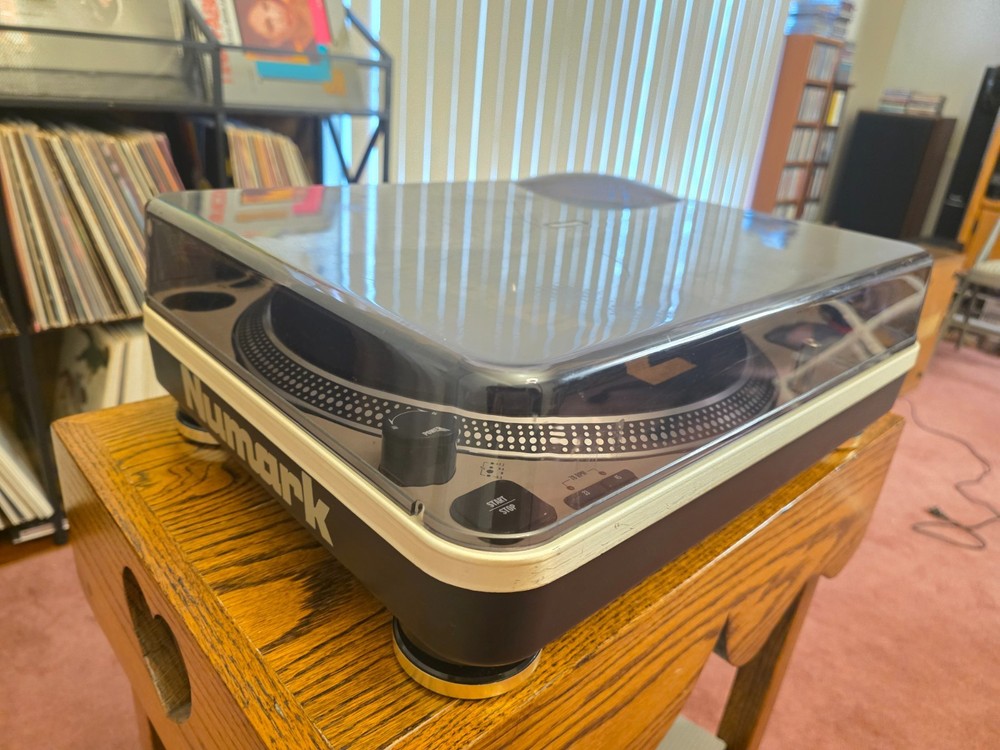 Numark Pro TT-1 Direct Drive Turntable ( Excellent Working Condition )