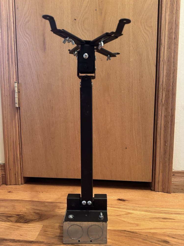 Adjustable Projector Mount Wall or Ceiling Bracket